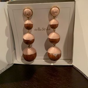 Pink and wood earrings